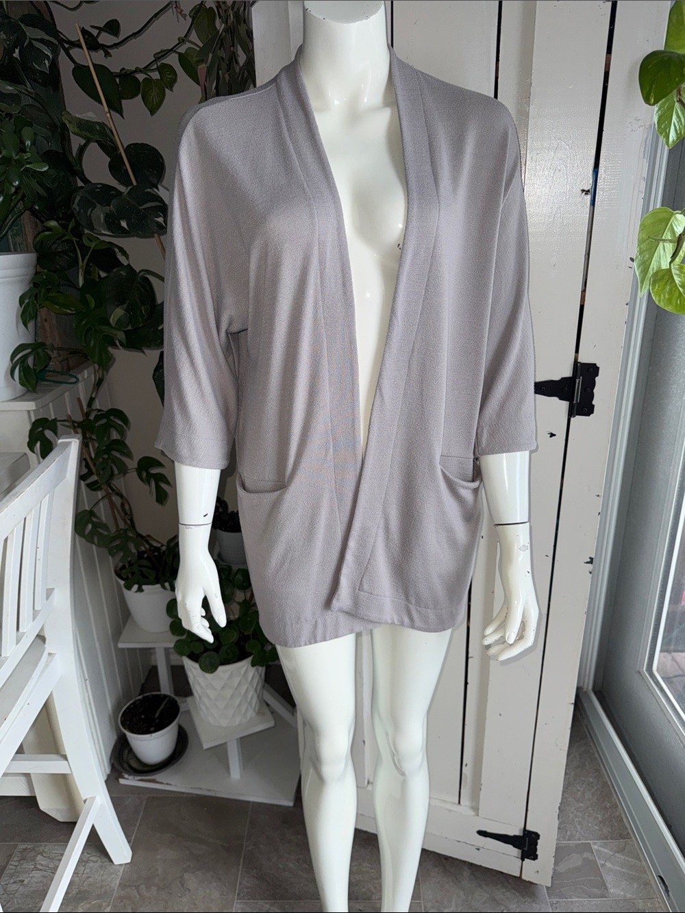 Aritzia Wilfred free XS Open-Front light Gray  Cardigan Sweater 
GUC rayon
